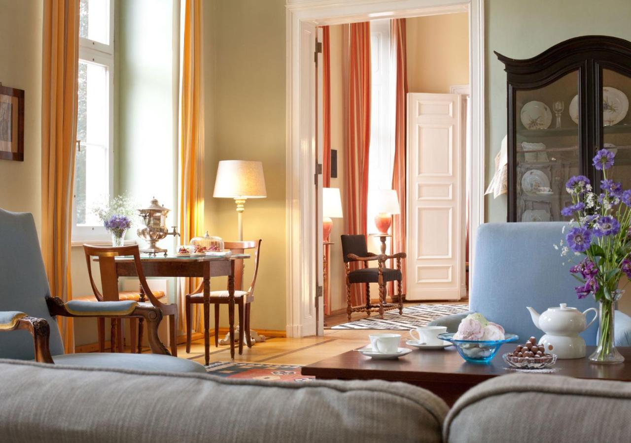 Schlosshotel Ziethen Креммен Экстерьер фото